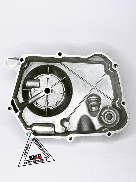 Крышка картера правая 139FMB,147FMH 50-70см3 (механ. сцепл.)
