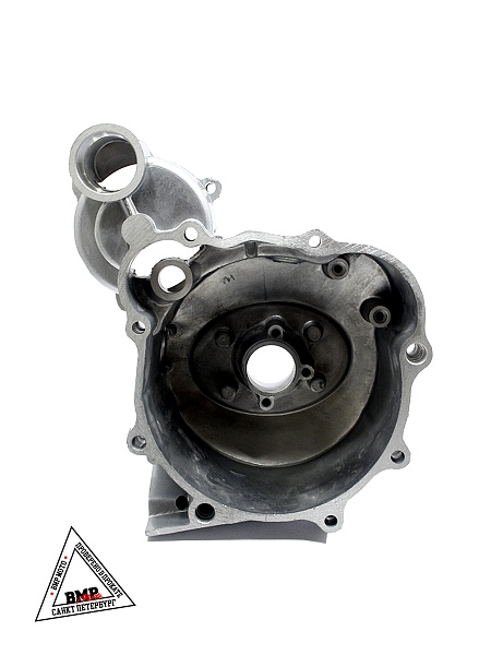 Крышка картера левая CG150