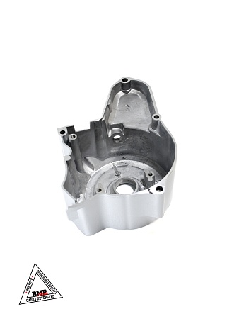 Крышка картера левая 139FMB,147FMH,152FMH 50-110см3 (статор 2катушки)