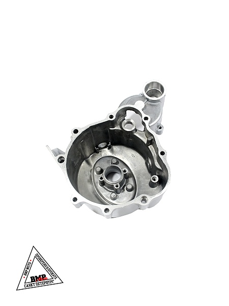 Крышка картера левая CG150