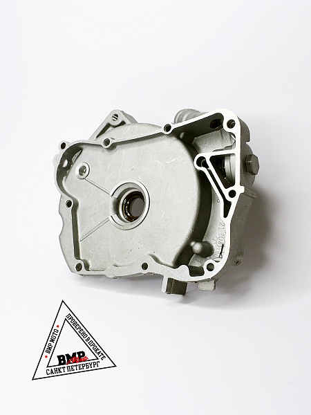 Крышка картера правая (генератора) 161QMK 200см3 с реверсом