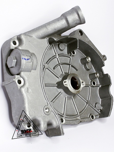 Крышка картера правая (генератора) 161QMK 200см3 с реверсом